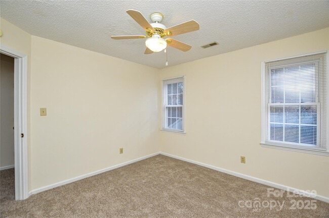 Building Photo - 3500 Rosedown Dr