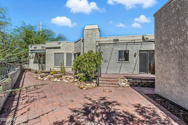 Building Photo - 7130 E Crystal Mist Dr