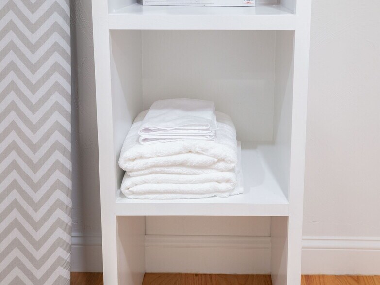 Building Photo - 1 Central Sq