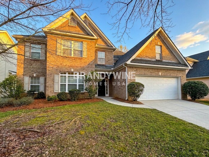 Building Photo - 527 Greyhawk Way