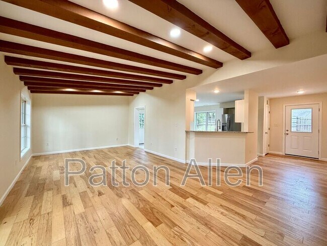 Building Photo - 6 Providence Rd