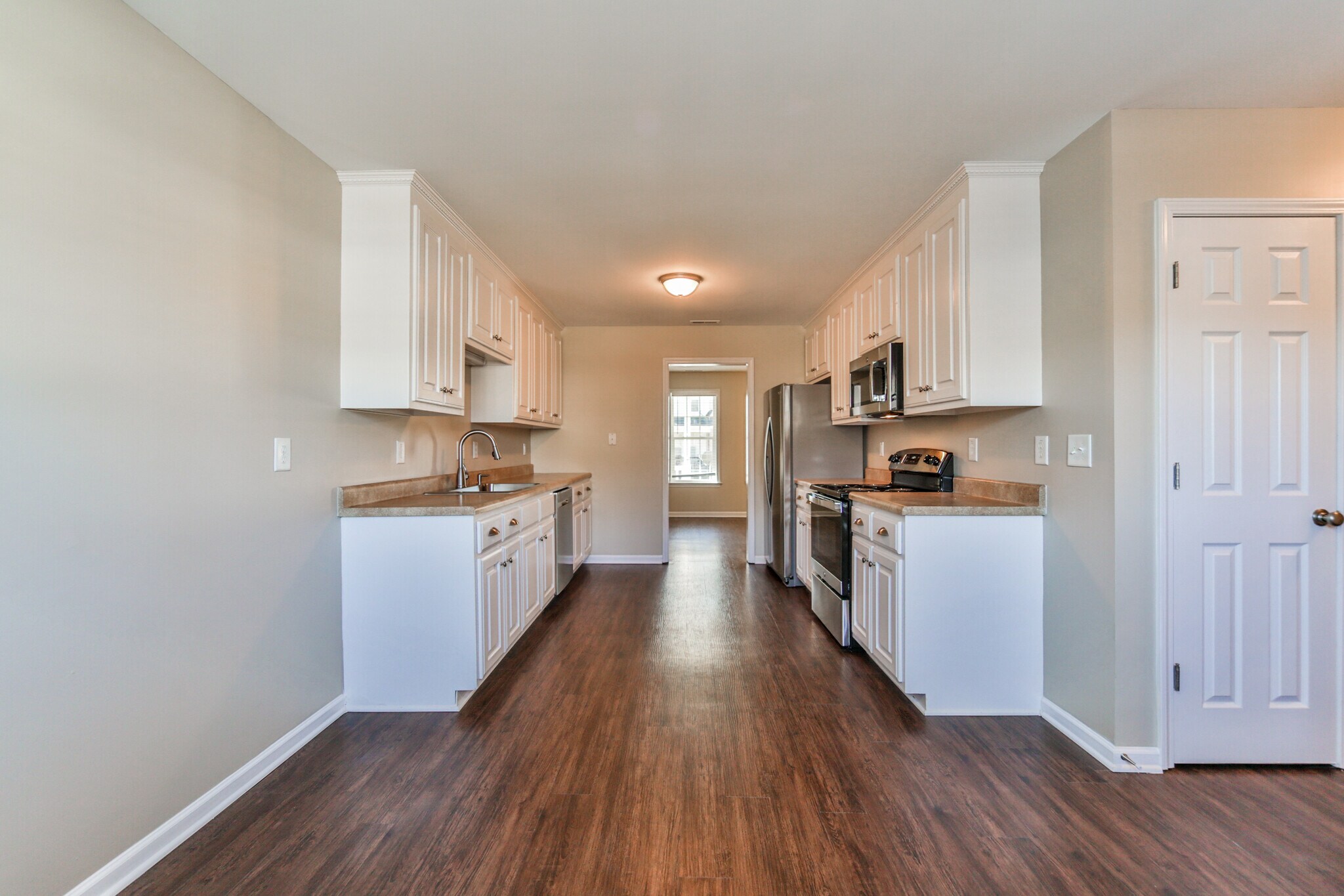 Building Photo - 304 Whitehall Ct