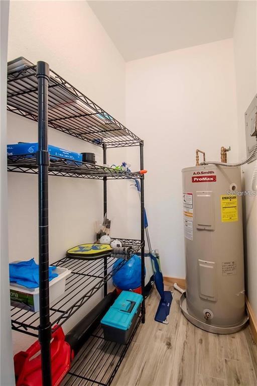 Building Photo - 10351 Regal Dr