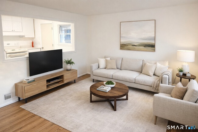 Building Photo - 126 Skipper St