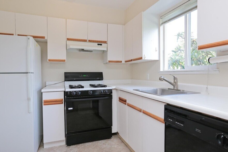 Building Photo - 3755 Faye dr