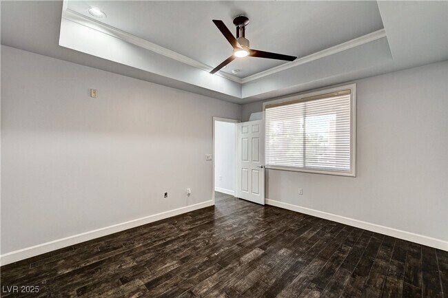 Building Photo - 75 E Agate Ave