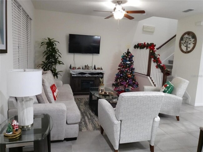 Building Photo - 2429 Varenna Loop