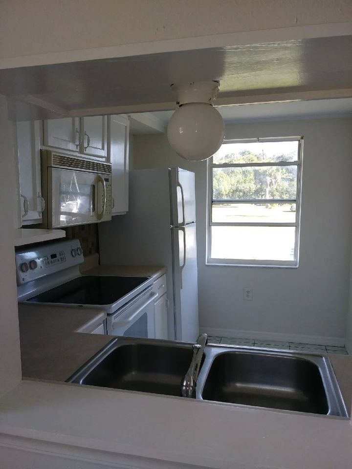 Building Photo - 4627 Alma St