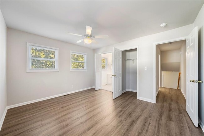 Building Photo - 1113 Brook Ave