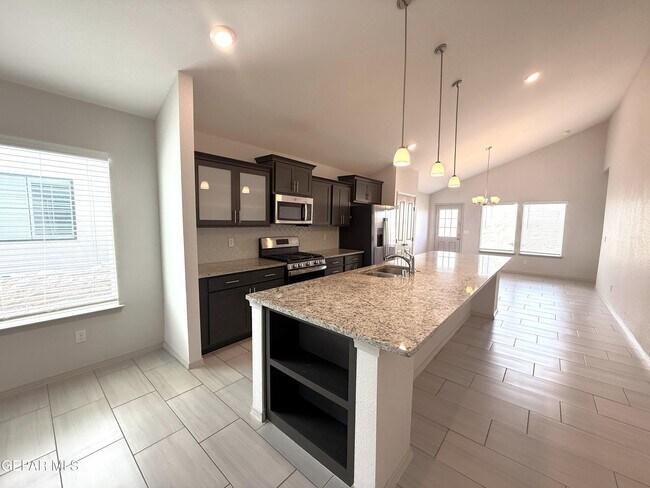 Building Photo - 12396 Polo Norte Dr