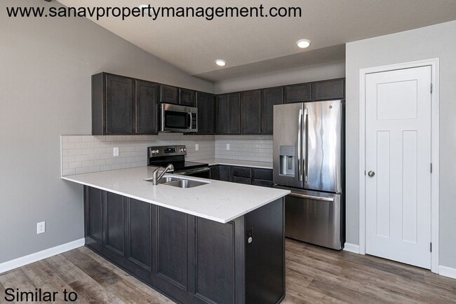 Building Photo - 3040 Worchester Dr
