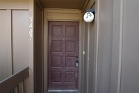 Building Photo - 5407 Pine Creek Dr