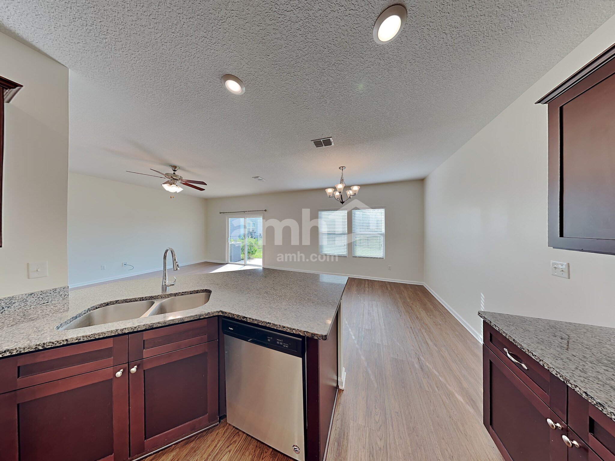 Building Photo - 189 E Jayce Way