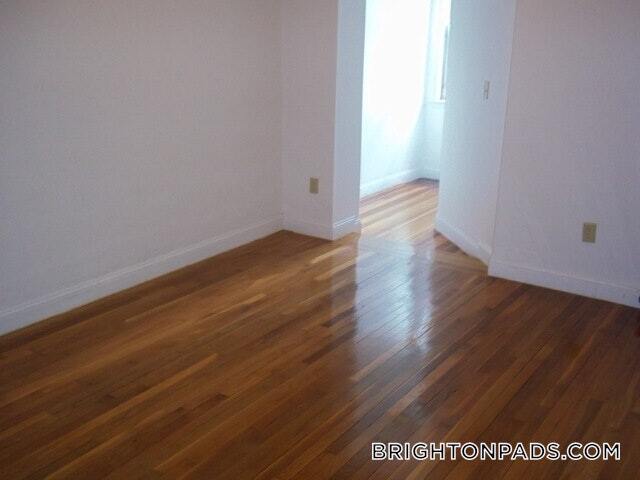 Building Photo - 37 Egremont Rd