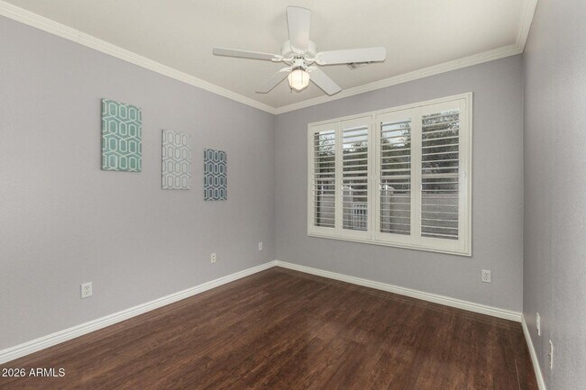 Building Photo - 1014 E Milada Dr