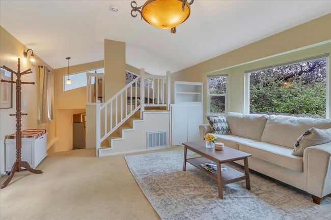 Building Photo - 16101 Matilija Dr