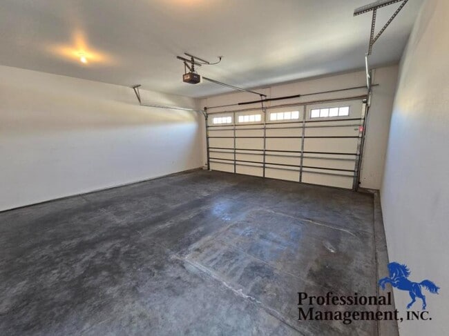 Building Photo - 3 bedroom in Billings MT 59106