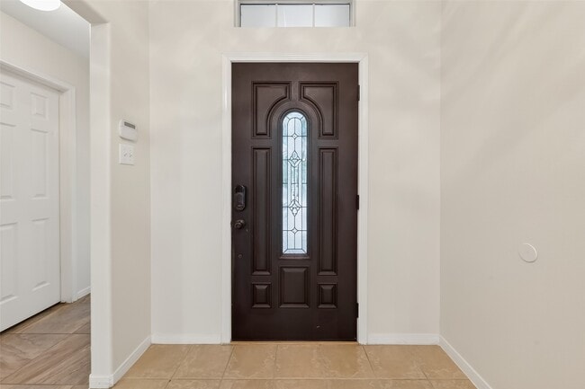 Building Photo - 22106 Galapagos Ct