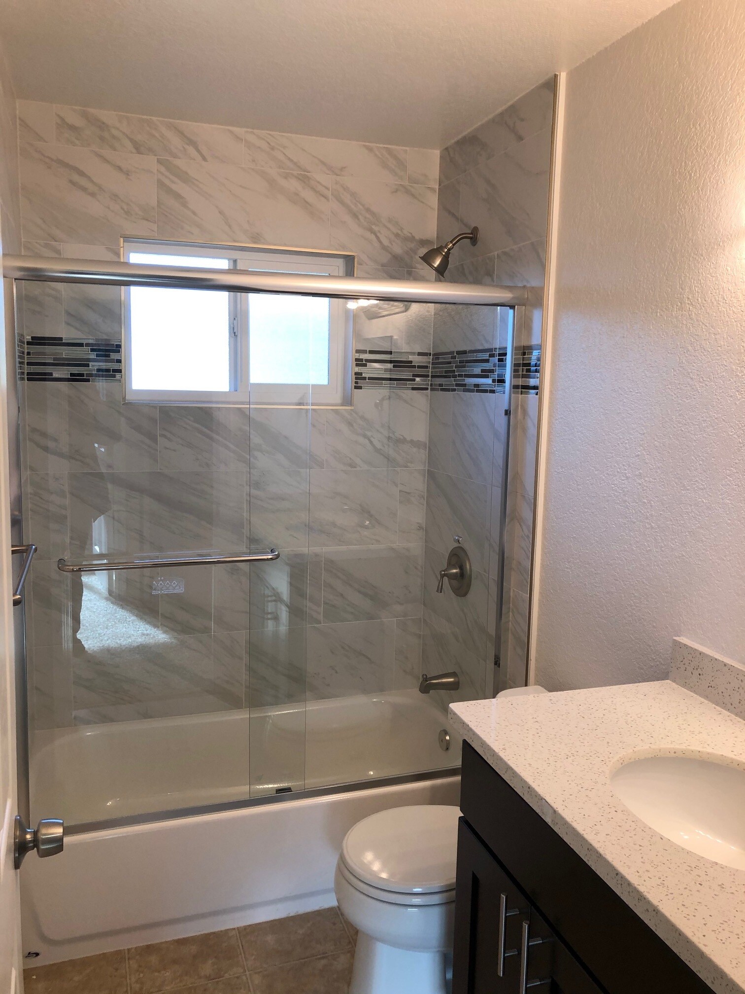 Building Photo - 366 Rose Ave