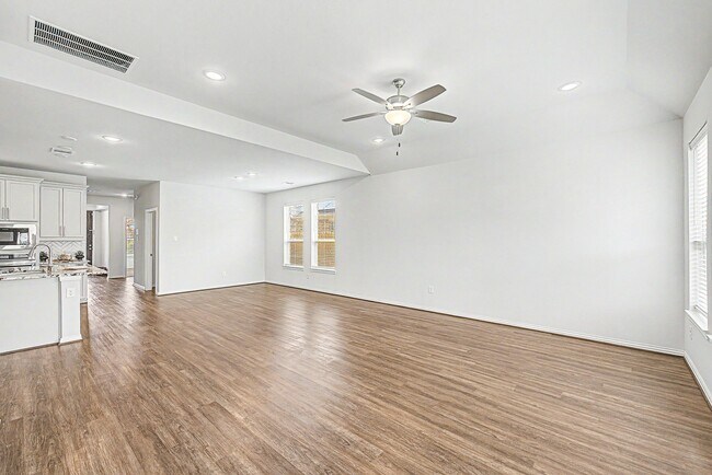 Building Photo - 209 Cambria Green Ln
