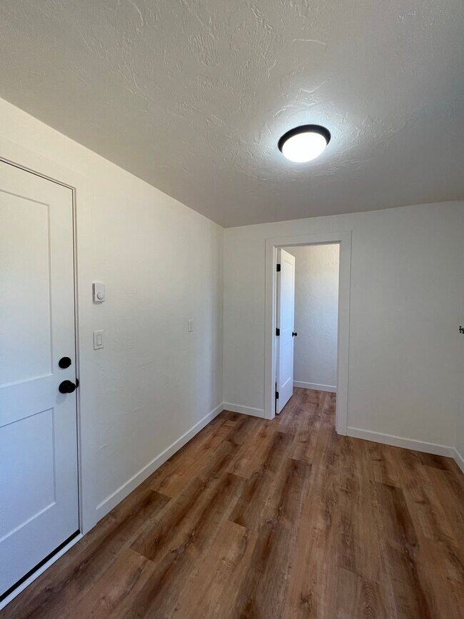Building Photo - 4012so
