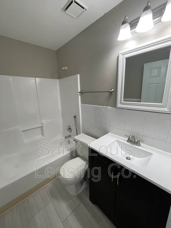 Building Photo - 864 Liberty Village Dr