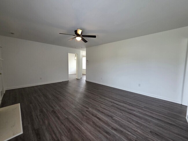 Building Photo - 144 Horse Shoe Bend