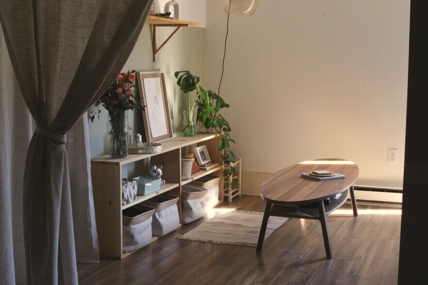 Building Photo - 388 Great Rd