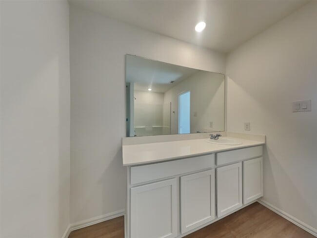 Building Photo - 27019 Breakaway Ln