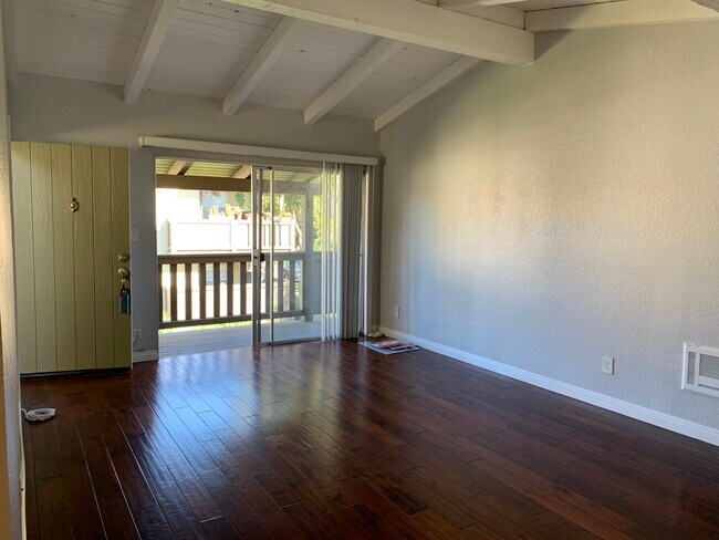 Building Photo - 1345 Cabrillo Park Dr