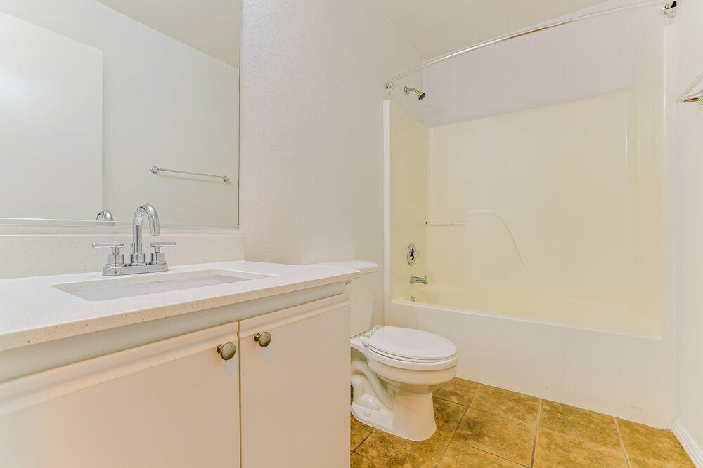 Building Photo - 8505 E Meseto Ave