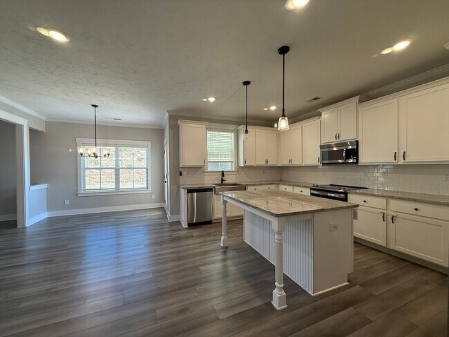 Building Photo - Spacious 4BR/3.5BATH home in the Wrights Farm neighborhood of Grovetown, GA - Available now!!