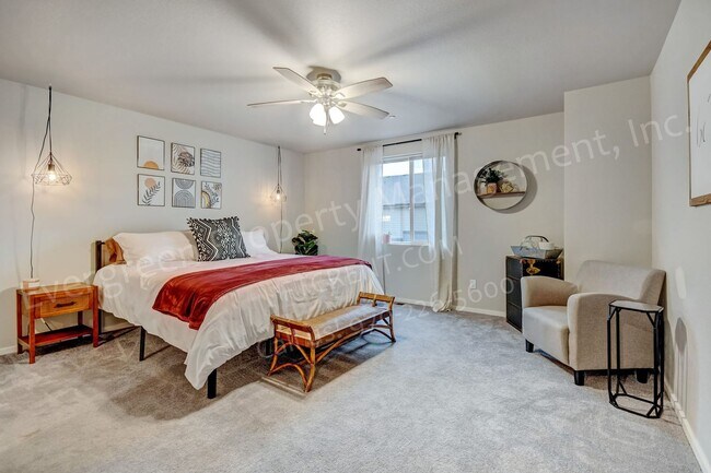 Building Photo - 3 bed, 3 bath in Fort Collins