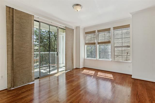 Building Photo - 2112 Grove Park Ln