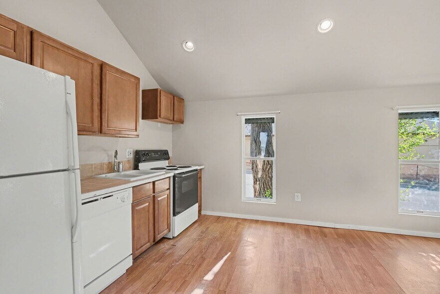 Building Photo - 3602 1/2 West Colorado Avenue