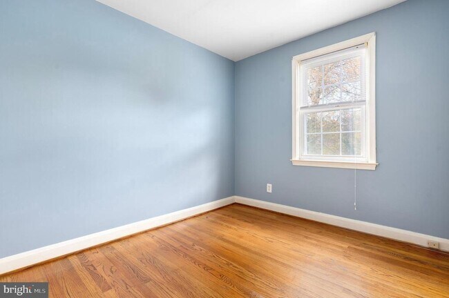 Building Photo - 1618 Myamby Rd