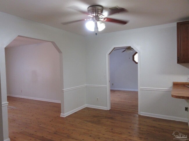 Building Photo - 5060 Saints Ln