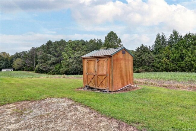 Building Photo - 5930 Farmers Dr