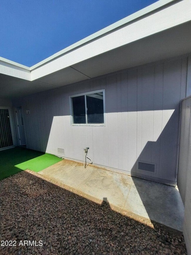 Building Photo - 16859 N 103rd Ave