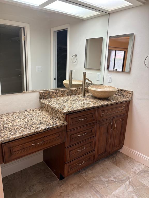 Building Photo - 2526 Tahoe Cir