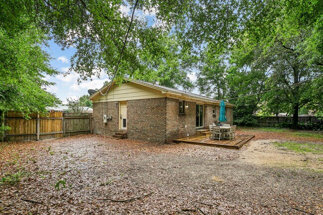 Building Photo - 4572 Kelly Ln