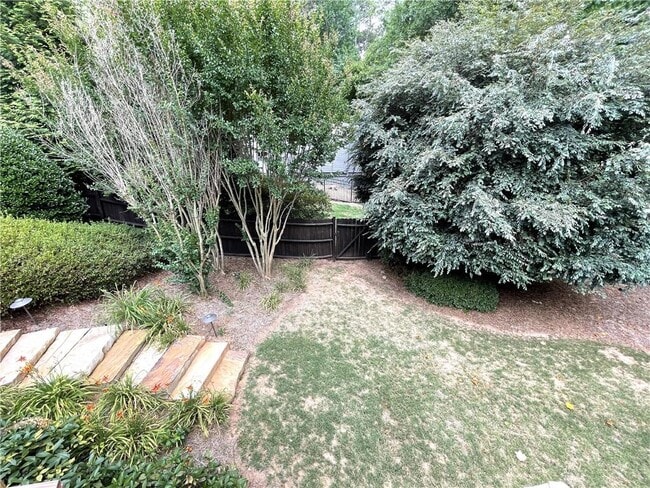 Building Photo - 655 Huntwick Pl