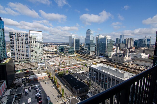 Building Photo - Stunning Oasis in The Gulch