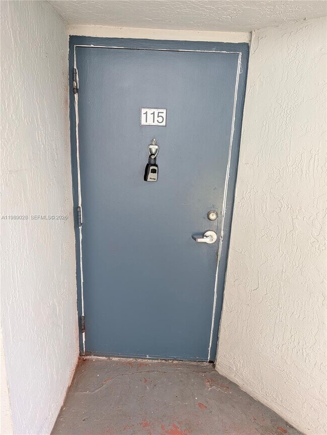 Building Photo - 8305 SW 152nd Ave