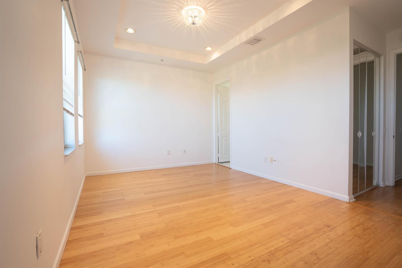 Building Photo - 1356 Piazza Pitti