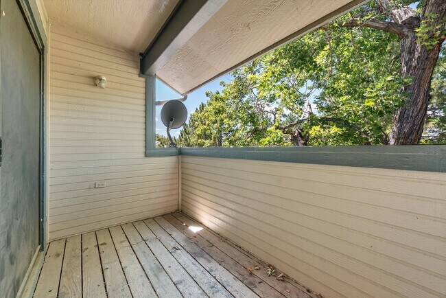 Building Photo - 16153 E Alaska Pl