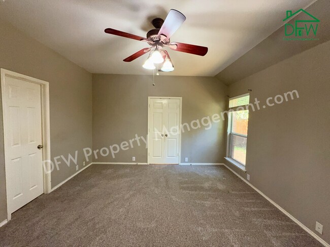 Building Photo - 3024 Peppercorn Dr