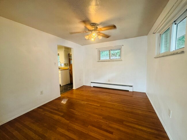Building Photo - 4021 Portman Ave