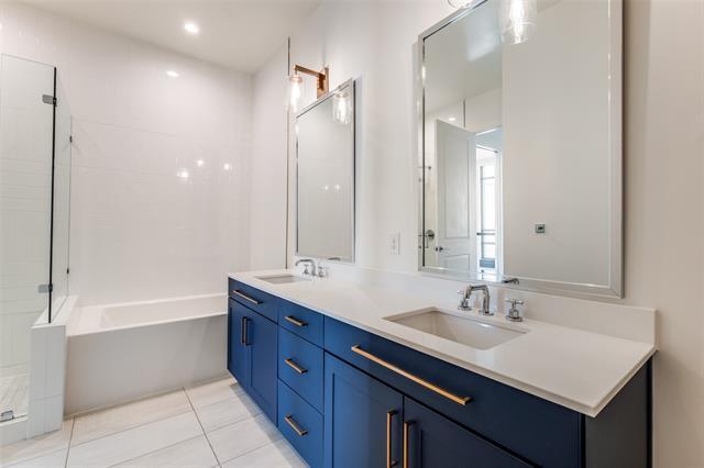 Building Photo - 3611 Congress Ave