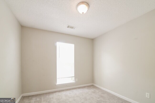 Building Photo - 111 Galway Ln